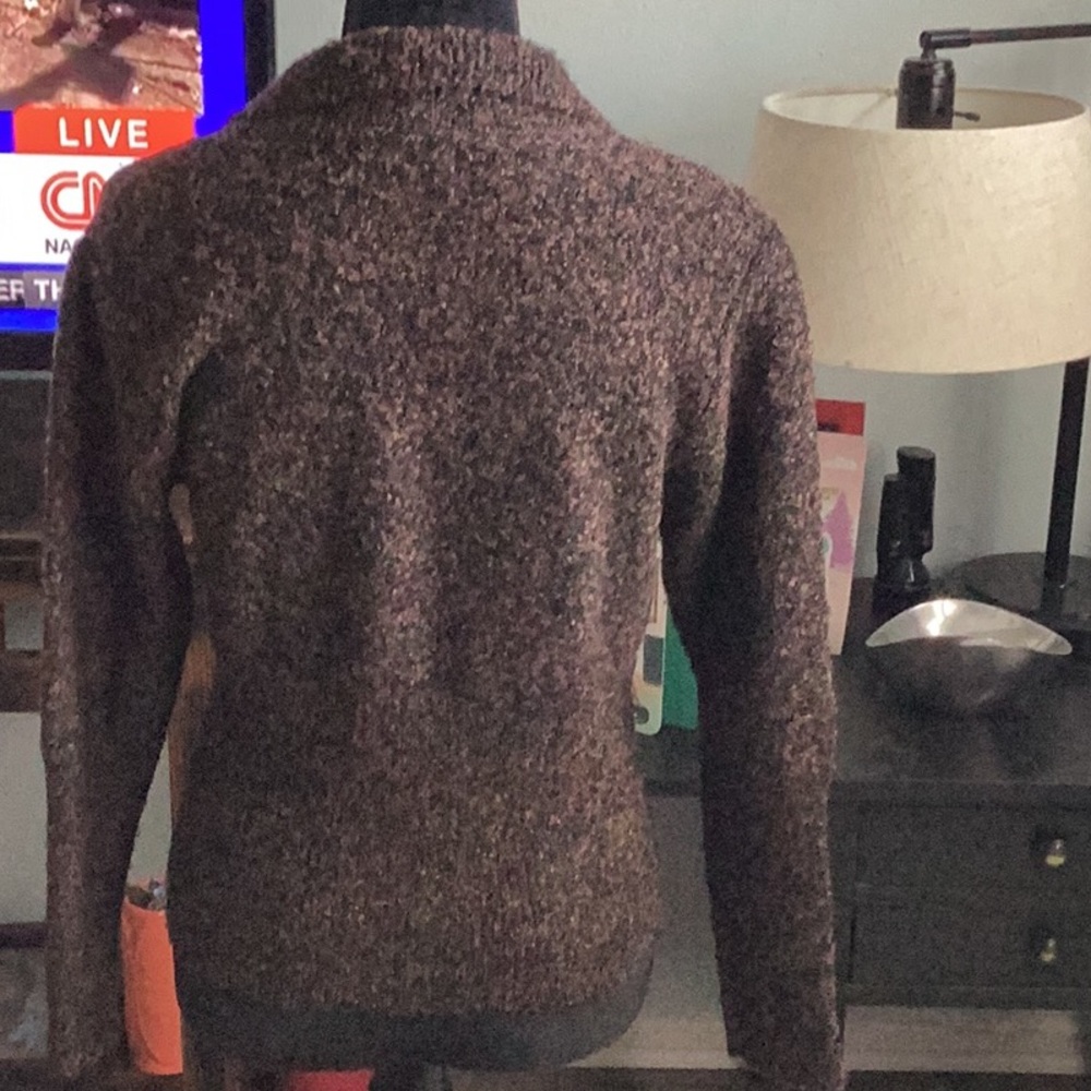 EUC Erik Stewart Boucle’ Cardigan - Picture 3 of 5
